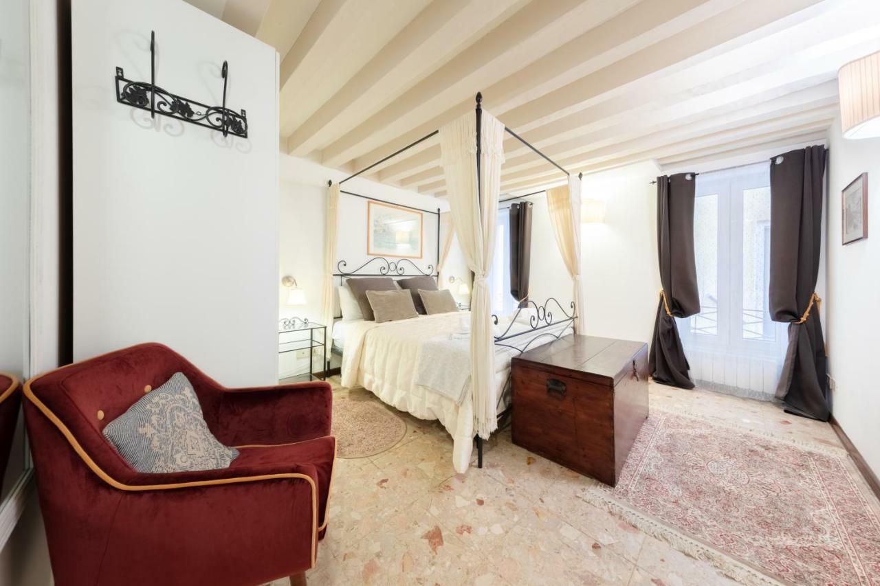 Ca' Del Carro Family Apartment Venedig Eksteriør billede