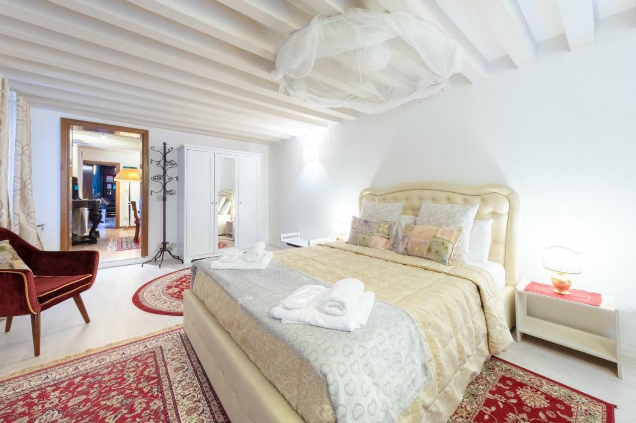 Ca' Del Carro Family Apartment Venedig Eksteriør billede