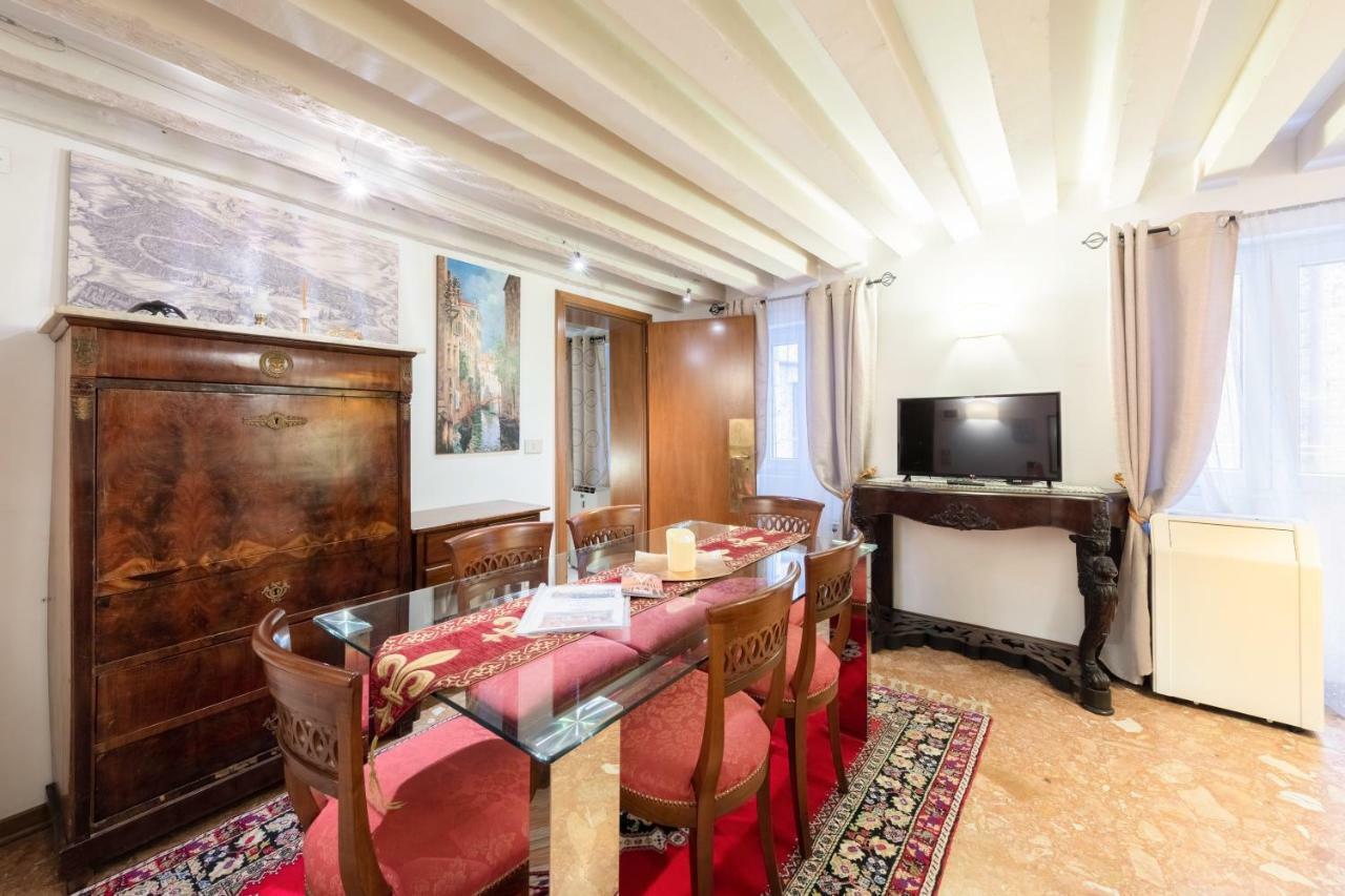 Ca' Del Carro Family Apartment Venedig Eksteriør billede